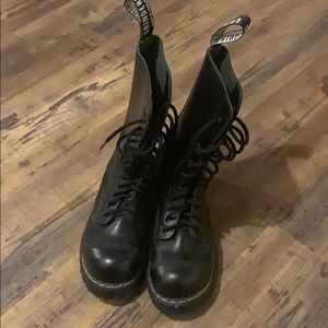 Grinders boots 14 eyes Made in England Steel toe